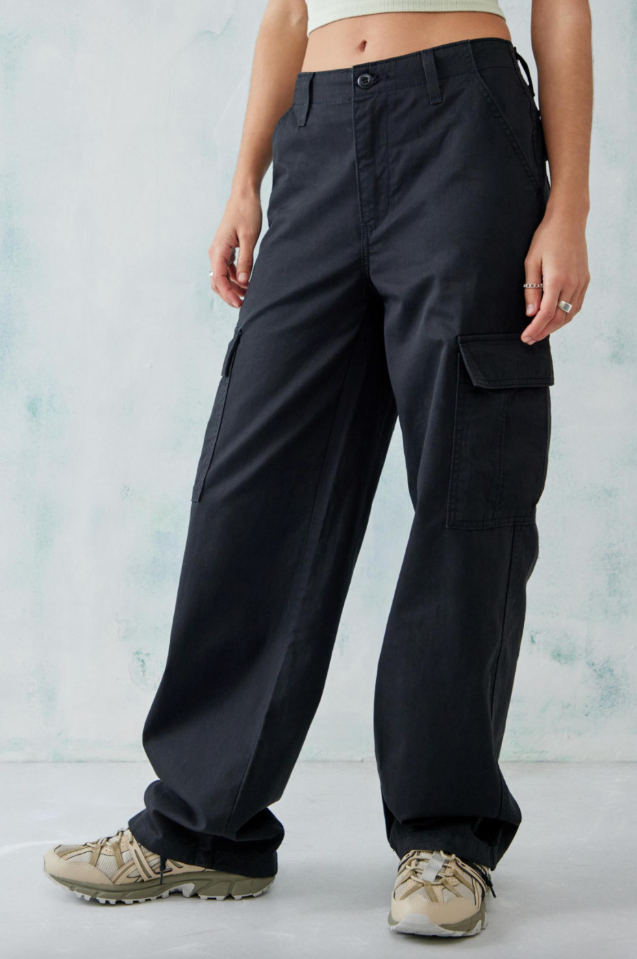 Levi's Mid-Rise 94's Baggy Cargo Jeans - Meteorite - gilt+gossamer