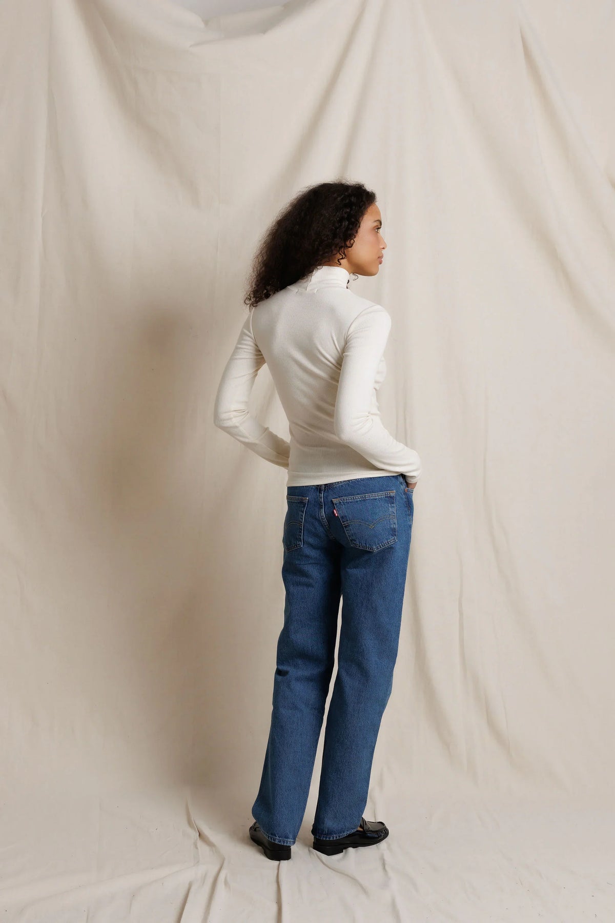 Perfect White Tee Tati Rib Turtleneck