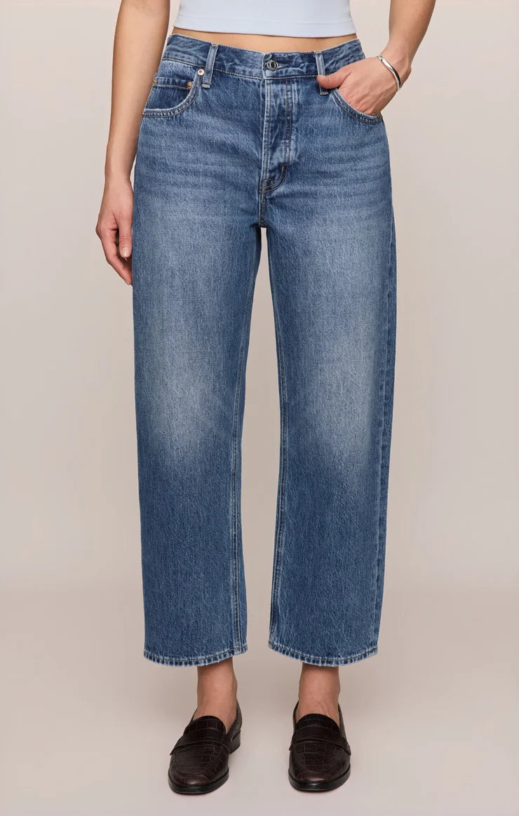 The Off Duty Mid-Rise Bowed Ankle - Break Point