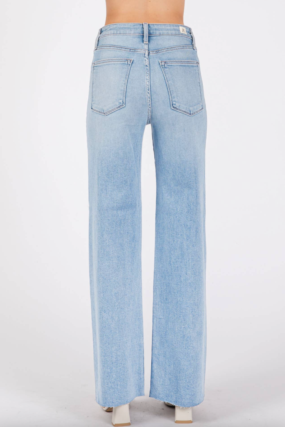 Letter To Juliet Paola A-Line Wide Scissor Cut Jean - Light Wash - gilt+gossamer