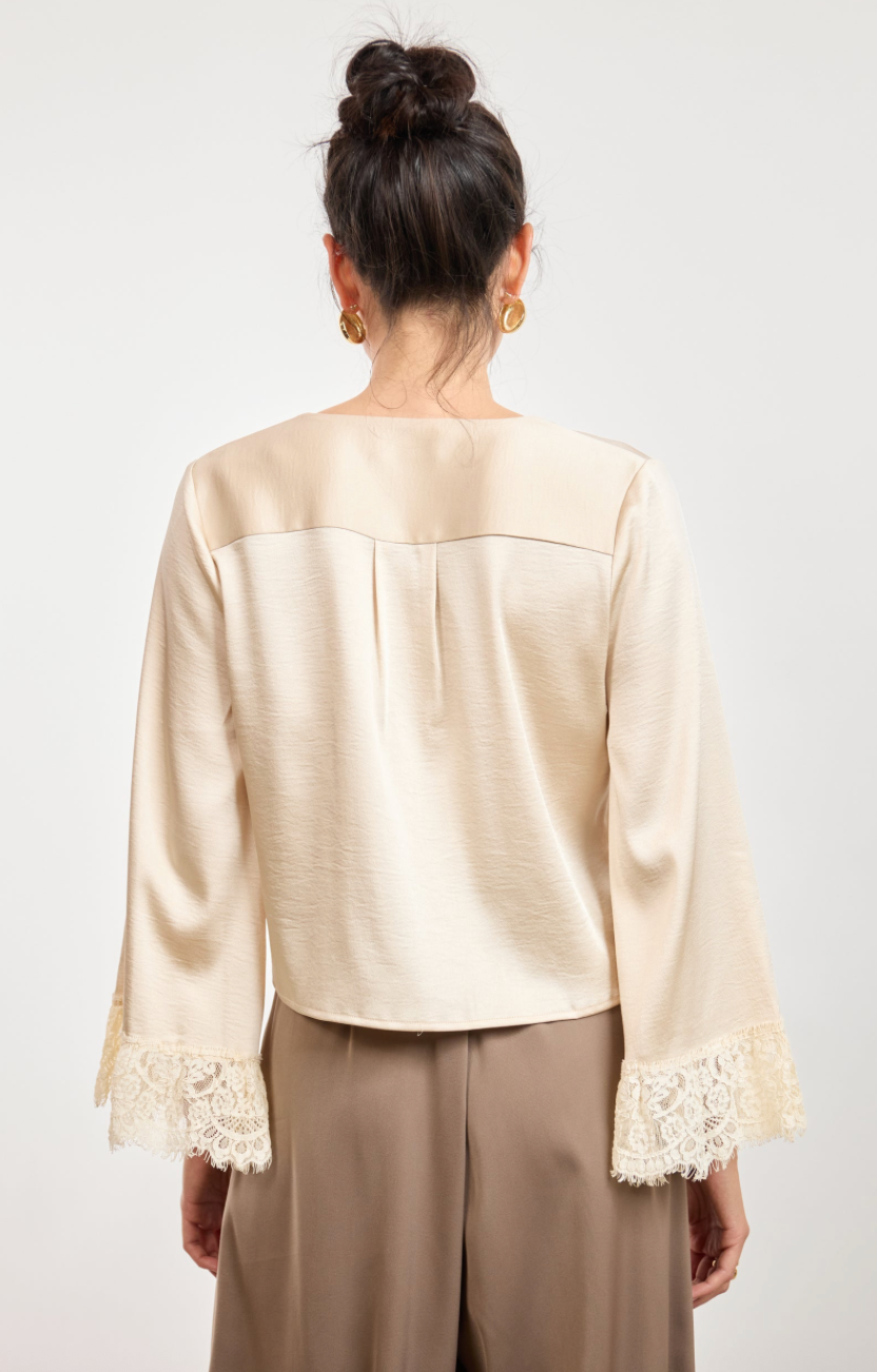 Darlin Lace Trim Blouse - gilt+gossamer