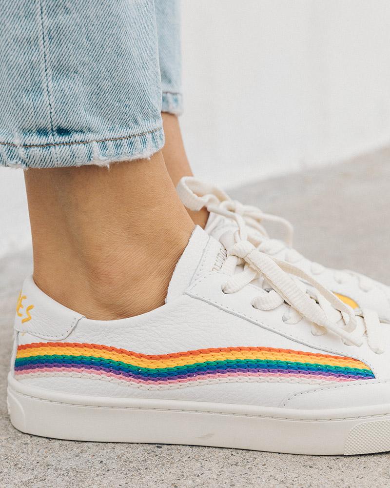 Soludos Rainbow. Wave White Sneaker - gilt+gossamer